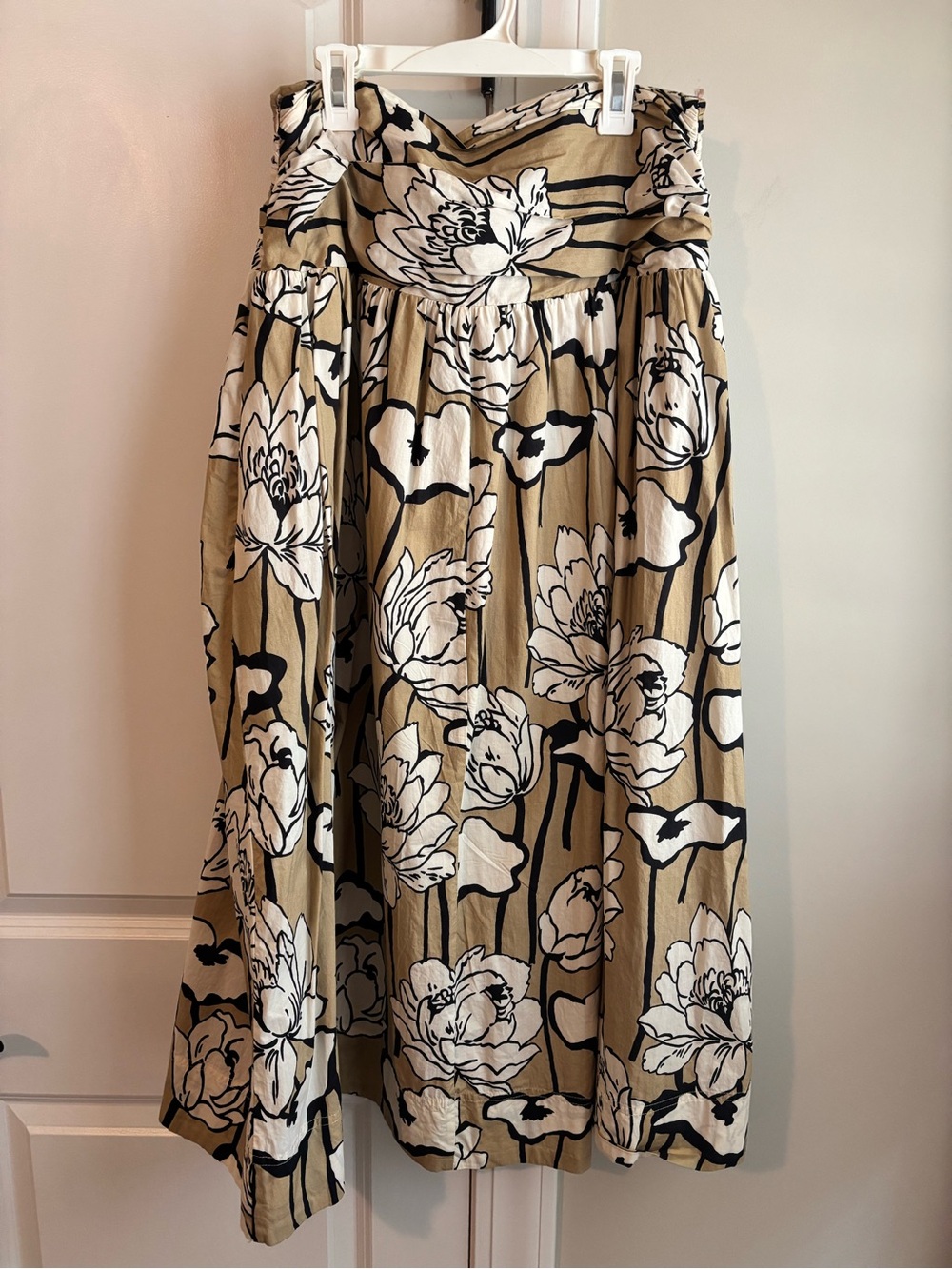 AUREUM Tan Floral Maxi Skirt with White and Black Print